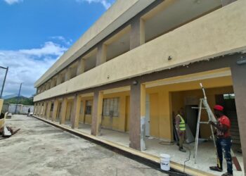 Infraestructura Escolar da toques finales a construcción nuevo Liceo en Guayajayuco, Elías Piña
