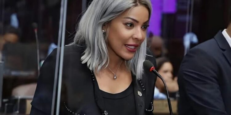 Lily Florentino destaca estabilidad económica bajo la gestión de Luis Abinader