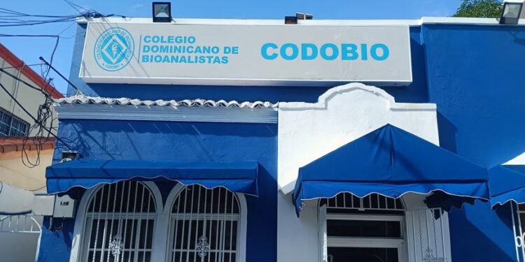 Colegio Dominicano de Bioanalistas expresa preocupación por cambios en horarios laborales dispuestos por el SNS