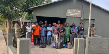 Ejército intercepta a 108 migrantes indocumentados en operativos de seguridad fronteriza en Dajabón