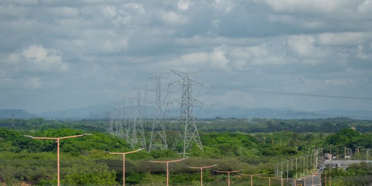 ETED interviene las líneas de transmisión 138 kV Navarrete–Valverde Mao y Navarrete–Agua Clara a solicitud del MOPC