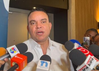 A seis meses de su gestión al frente del SNS, doctor Julio Landrón exhibe avances en Red Pública de Salud