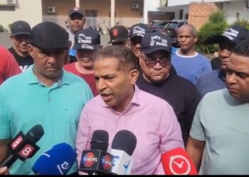 Gremios choferiles del Cibao emplazan a INTRANT explicar destino de 5 millones de galones de gasoil asignado que no reciben