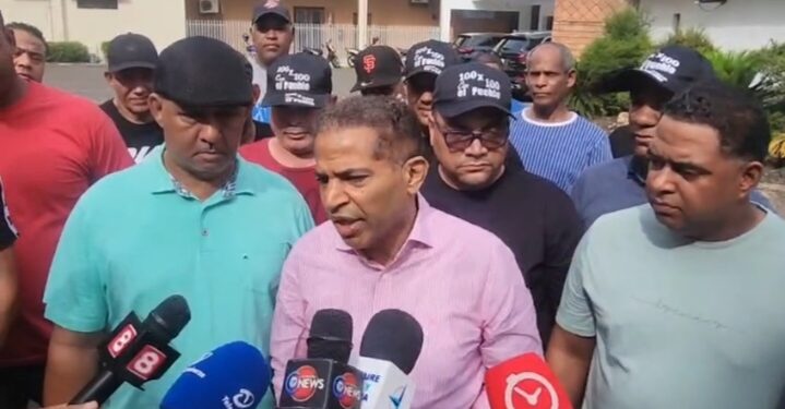 Gremios choferiles del Cibao emplazan a INTRANT explicar destino de 5 millones de galones de gasoil asignado que no reciben