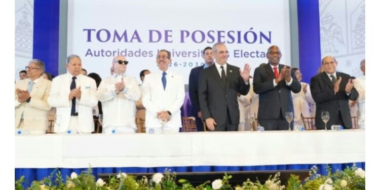 Con la presencial del presidente Abinader,nuevo rector de la UASD, Jorge Asjana asume  cargo, para el periodo 2026-2030