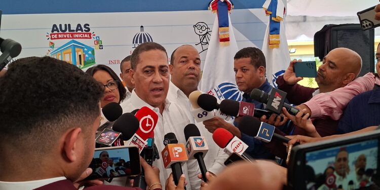 Gobierno entrega 186 nuevas aulas del nivel inicial que beneficiarán a más de 6,500 estudiantes