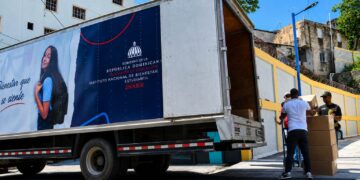 INABIE avanza en la distribución de utilería de cara al inicio del año escolar 2026-2027