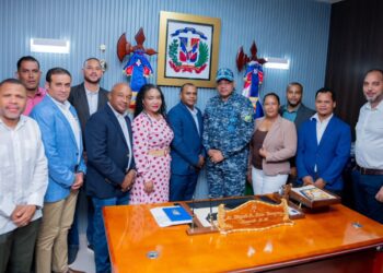 Director Regional PN Santo Domingo Norte sostiene encuentro con directivos de la Asociación de Empresarios y Emprendedores