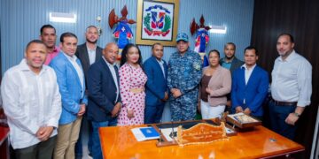 Director Regional PN Santo Domingo Norte sostiene encuentro con directivos de la Asociación de Empresarios y Emprendedores