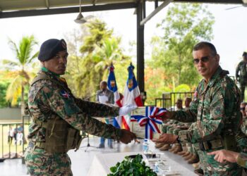 Comandante del Ejército encabeza graduación de 587 nuevos conscriptos en el Campamento Militar «16 de Agosto»