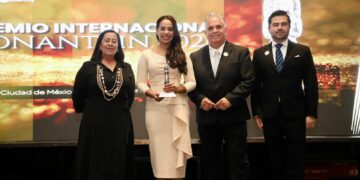 Alcaldesa Betty Gerónimo recibe Premio Internacional Tonantzin 2026 por su labor en favor de las familias y la niñez