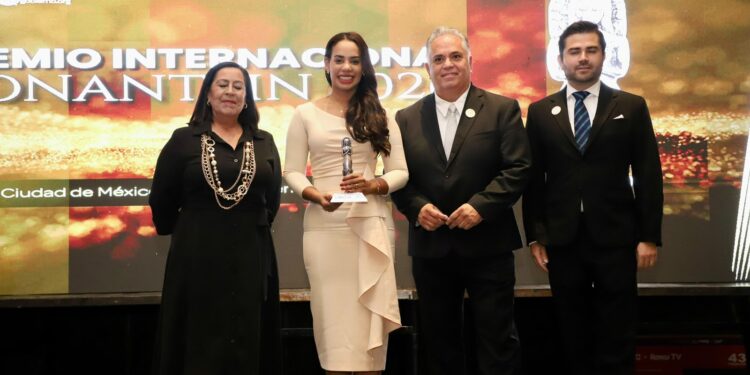 Alcaldesa Betty Gerónimo recibe Premio Internacional Tonantzin 2026 por su labor en favor de las familias y la niñez