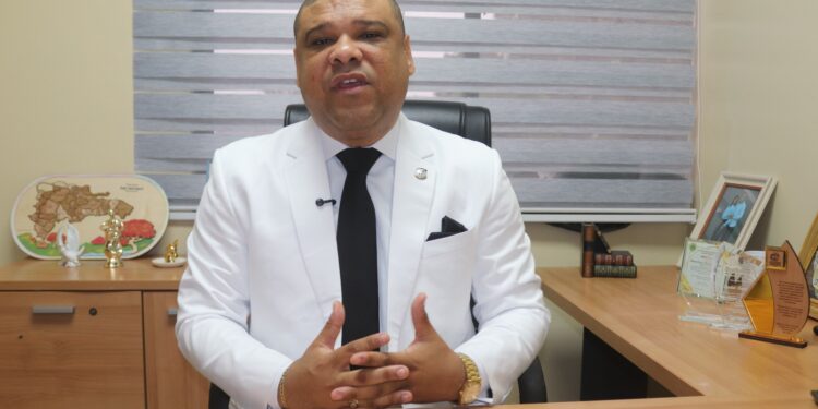 Diputado del PRD califica de «difícil» para los dominicanos el segundo año del segundo mandato de Luis Abinader