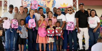 Con más de 11 mil mochilas entregadas, alcaldesa Betty Gerónimo culmina La Ruta de Escolares