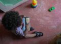 El 100% de familias encuestadas reporta mejoras en salud, según estudio sobre de impacto de iniciativa “100 mil Pisos para Jugar”