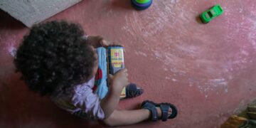 El 100% de familias encuestadas reporta mejoras en salud, según estudio sobre de impacto de iniciativa “100 mil Pisos para Jugar”
