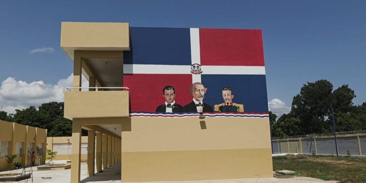 Infraestructura Escolar concluye remozamiento de 12 planteles y avanza trabajos en otros centros de Dajabón