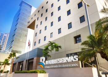 Banreservas consolida su liderazgo con calificación “AAA” de Feller Rate