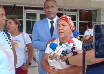 Familiares denuncian ante Procuraduría General trata de dominicanos con falsos contratos de trabajo para llevarlos a frentes de guerra en Rusia e Irán