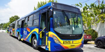 OMSA relanza corredor de la Ciudad Juan Bosch con 25 autobuses reformados; ofrecerá 15 días de servicio gratis