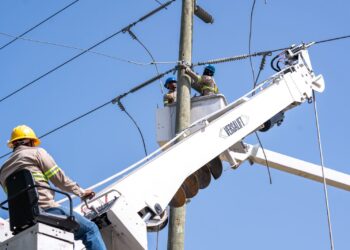 ETED fortalece la red de transmisión con trabajos programados de mantenimiento preventivo