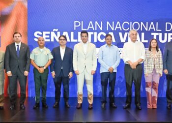 Turismo y RD Vial lanzan plan nacional de señalética turística