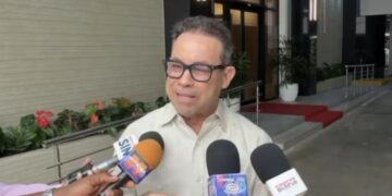 Juristas y legislador sostienen que Méndez cumple requisitos legales para dirigir el INTRANT
