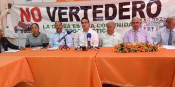 Cristianos evangélicos de Pedro Brand expresan apoyo a lucha contra instalacion de vertedero en La  Cuava