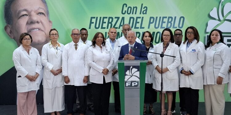 FP asegura servicios de salud están al borde del colapso: pacientes esperan más de 30 días por camas de UCI