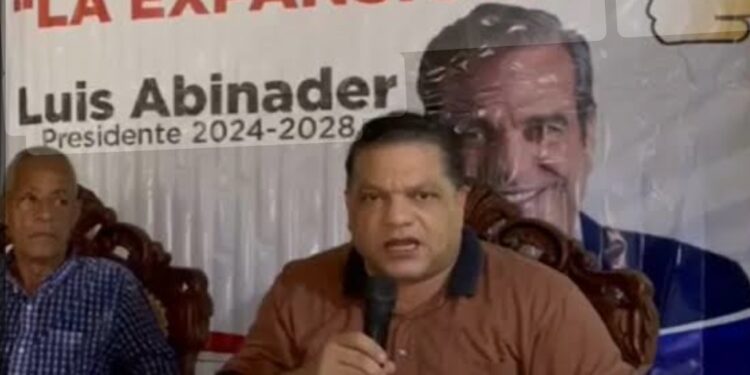 Presidente de Movimiento «La Expansión»plantea abrir debate nacional sobre una eventual reforma constitucional para 2028-2032