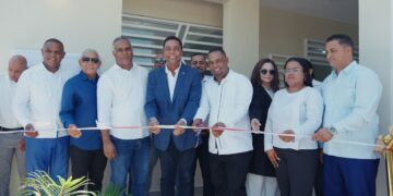 Gobierno y Liga Municipal Dominicana invierten en favor de la gente de Jacagua