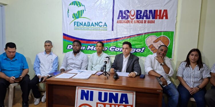 Asociación de Bancas de Haina denuncia proliferación indiscriminada de bancas y competencia desleal