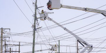 ETED avanza en la optimización de líneas de 69 kV mediante trabajos de renovación y mantenimiento