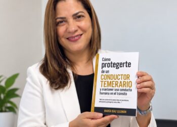 Embajadora de la Educación Vial Familiar, donará 50 libros a escuelas y colegios de Santo Domingo Oeste