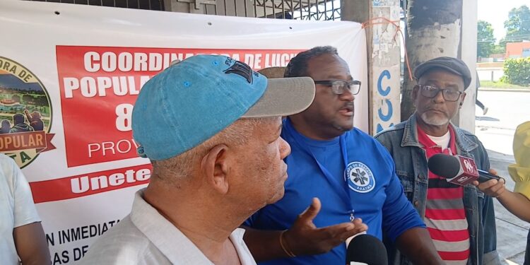 Comunitarios  en La Caleta demandan  intervención  de las autoridades, por conflictos en transporte