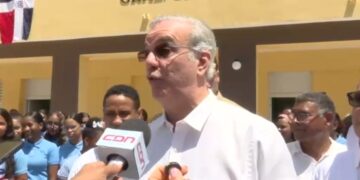 Presidente Abinader sobre Senasa: “Nuestro deseo es que todo el que tenga mérito para ser sometido lo sea; que esto sirva de ejemplo ahora y para los próximos años”.