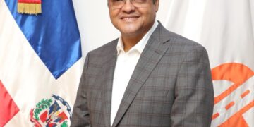 Juan Manuel Méndez reitera respeto a la ley acatando sentencia del Tribunal Constitucional sobre vigencia licencia adultos mayores