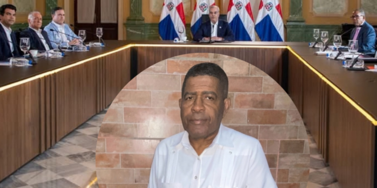 Coordinador Movimiento Comunicadores 8.0 Luis Abinader Presidente exhorta a funcionarios y dirigentes mirar hacia la base PRM