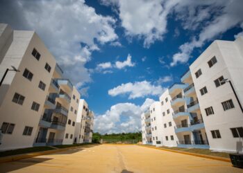Banreservas financia 197 apartamentos de los 224entregados por el presidente Abinader en Laderas del Este