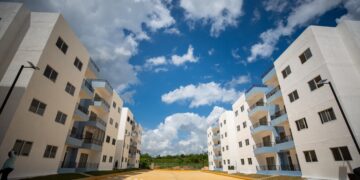 Banreservas financia 197 apartamentos de los 224entregados por el presidente Abinader en Laderas del Este
