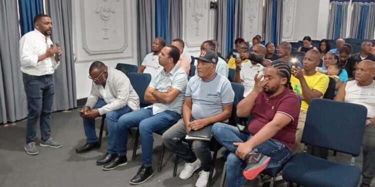 Santo Sánchez vicepresidente de la CNTD destaca importancia de fortalecer la protección social de trabajadores informales.