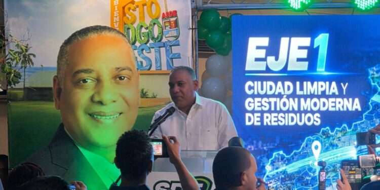 Diputado Carlos José Gil anuncia aspiraciones a la Alcaldía SDE