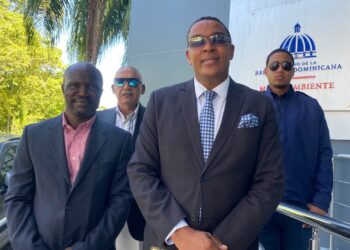 Pedro Botello advierte acciones legales contra Medio Ambiente por trabar permiso de estación de transferencia en Villa Hermosa, La Romana