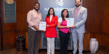 Banreservas entrega becas Creativos Globales para estudiar en Miami Ad School Punta Cana