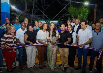 Alcaldesa Betty Gerónimo entrega primera etapa Boulevard de Buena Vista II