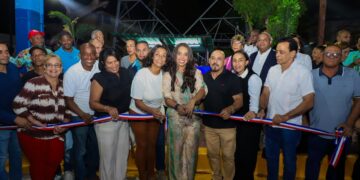 Alcaldesa Betty Gerónimo entrega primera etapa Boulevard de Buena Vista II