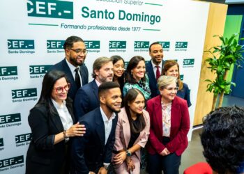 CEF.- Santo Domingo acerca a RD másteres reconocidos entre los mejoresprogramas online de España por El Mundo