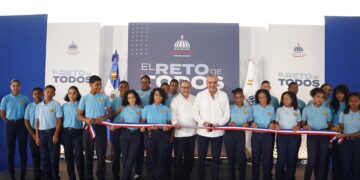 Comunidad educativa de Sabana Perdida celebra nuevas oportunidades para el deporte con entrega de techado escolar