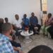 Diputado Ramón Raposo y activistas sociales conforman mesa de trabajo comunitario para buscar soluciones a problemáticas de Villa Nueva, en Villa Mella