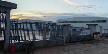 Cierran fábrica de cartón de inversionistas Chinos en San Antonio de Guerra
